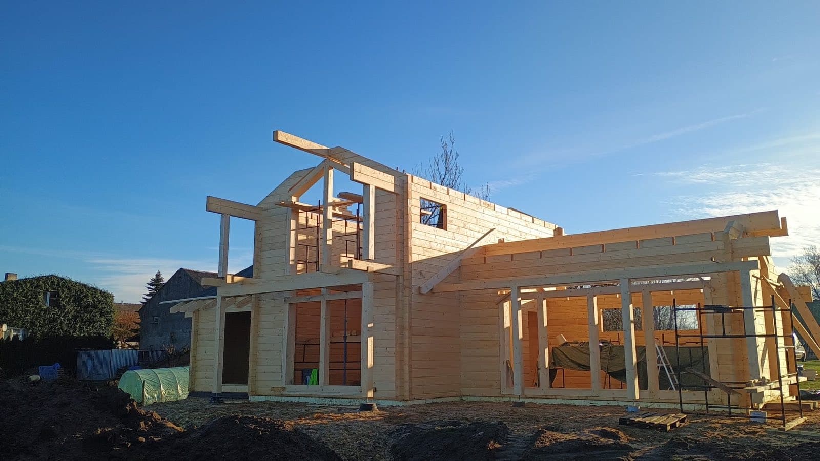 Stages of Building a Glulam Timber House: From Design to Keys